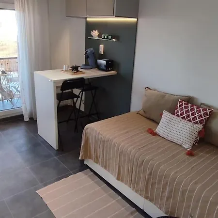Caducee Climatise Balcon Ensoleille Parking Nord Montpellier Apartment *