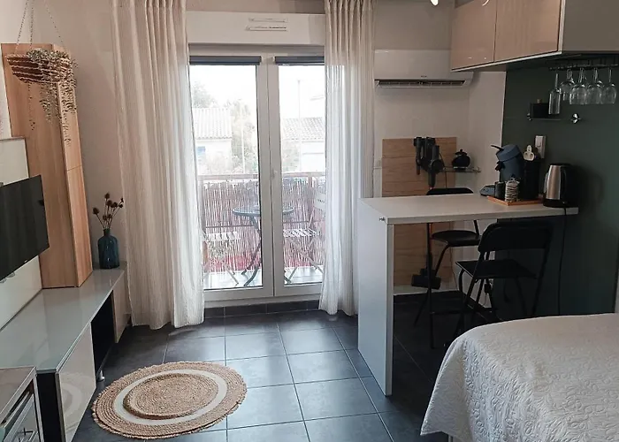 Caducée Climatisé Balcon Ensoleillé Parking Proche Montpellier Grabels